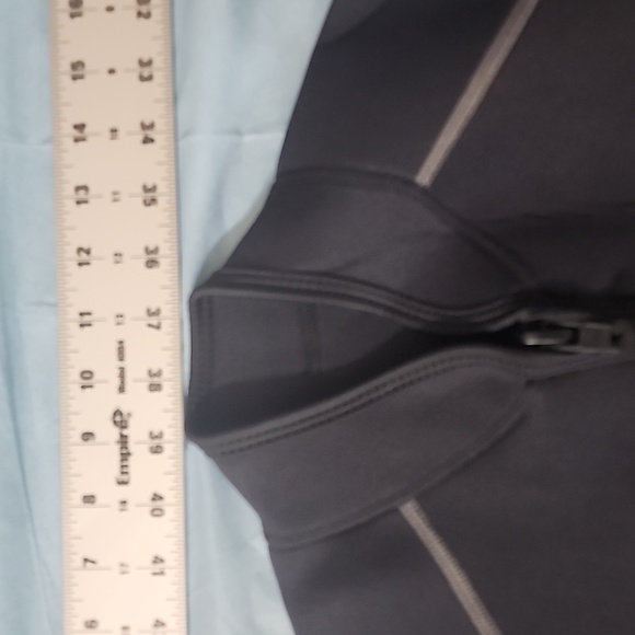 Seaskin Wetsuit small mens - Picture 5 of 8